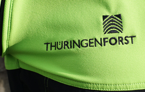 hellgrüne Dienstjacke von ThüringenForst